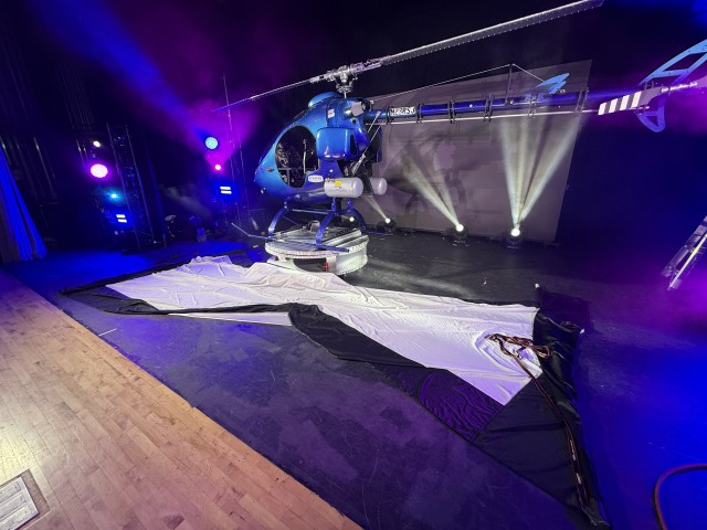 Mike Michaels Appearing Helicopter + Rotating Base - Image 3