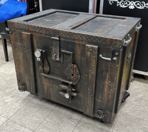 STEAMPUNK SUBTRUNK