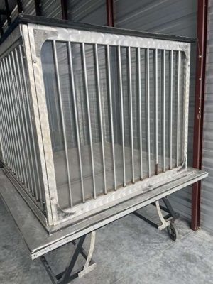 APPEARANCE CAGE