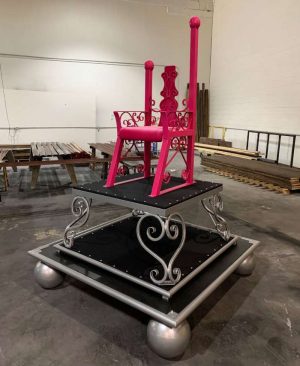 THRONE DEKOLTA CHAIR