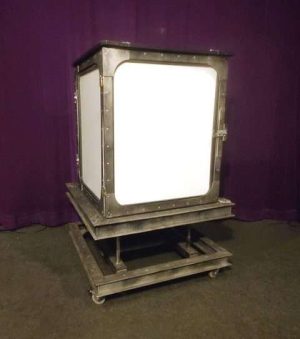 SHADOW BOX