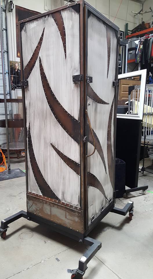 Custom Appearance Cabinet Illusion